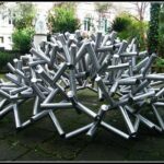 scultura acciaio madrepora